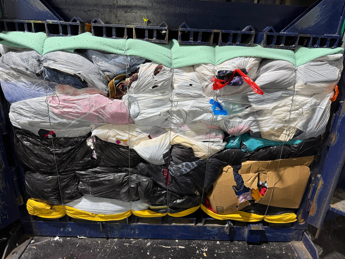 Credential Clothing Bale #33- 1044 lbs.