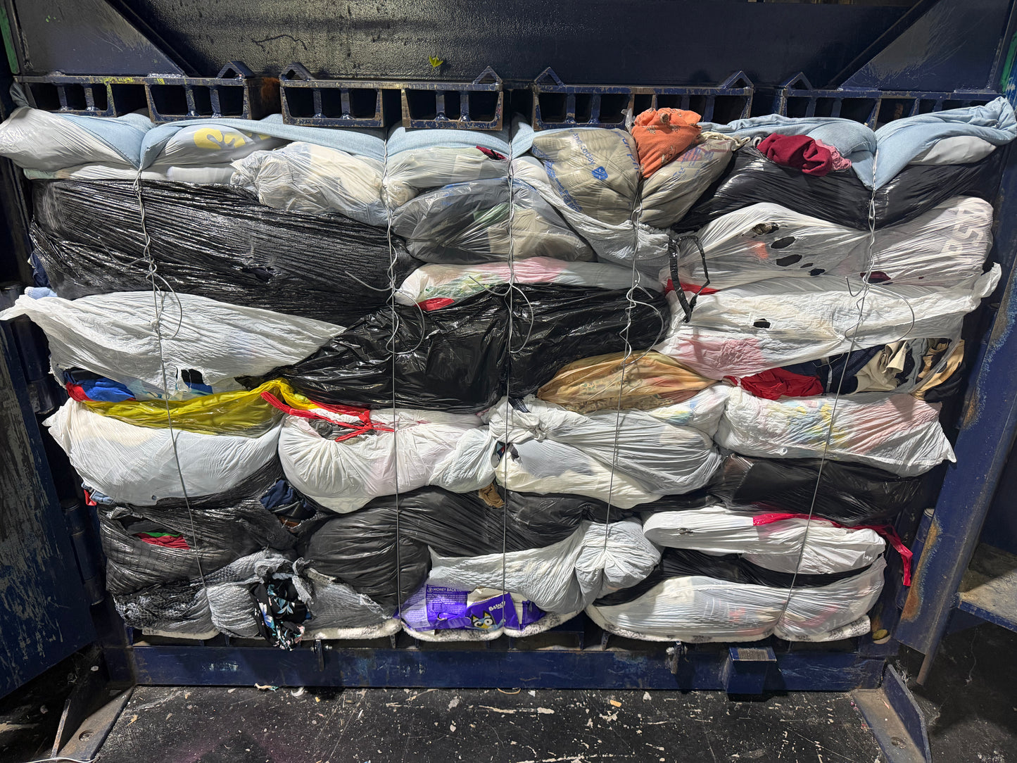 Credential Clothing Bale #36- 1076 lbs.