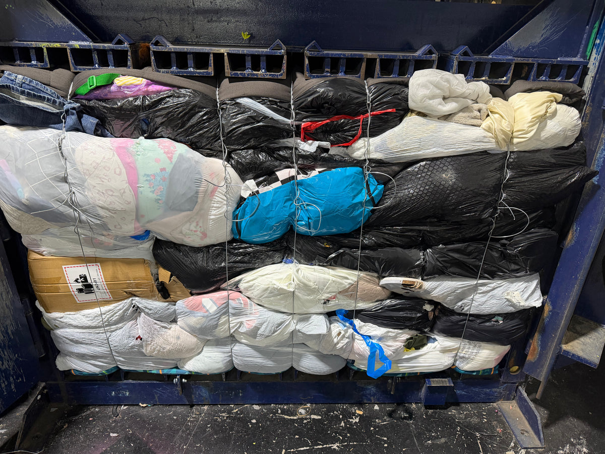 Credential Clothing Bale #40- 1078 lbs.