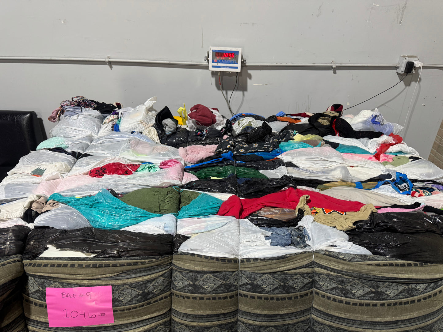 Credential Clothing Bale #9- 1046 lbs
