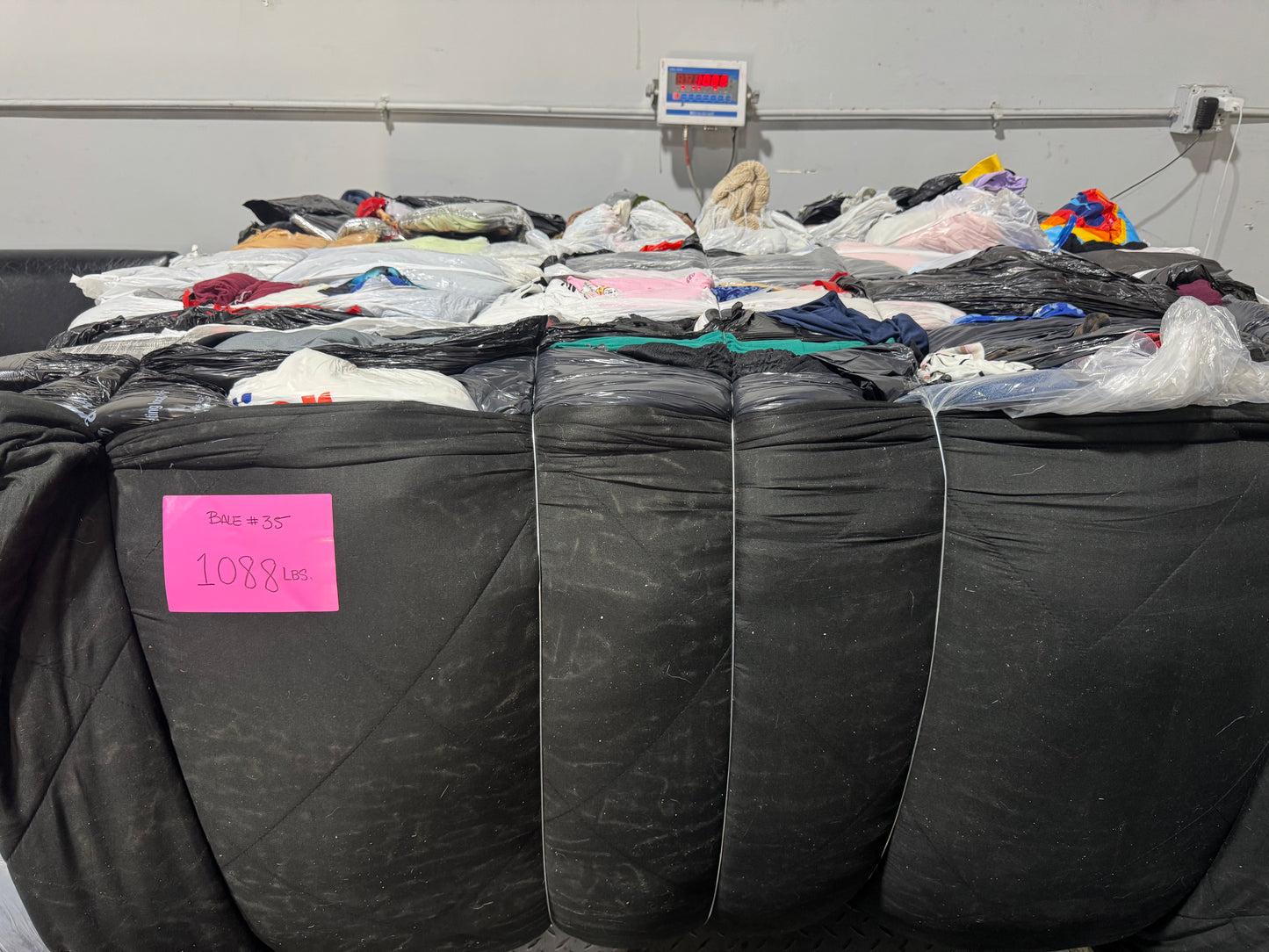 Credential Clothing Bale #35- 1088 lbs