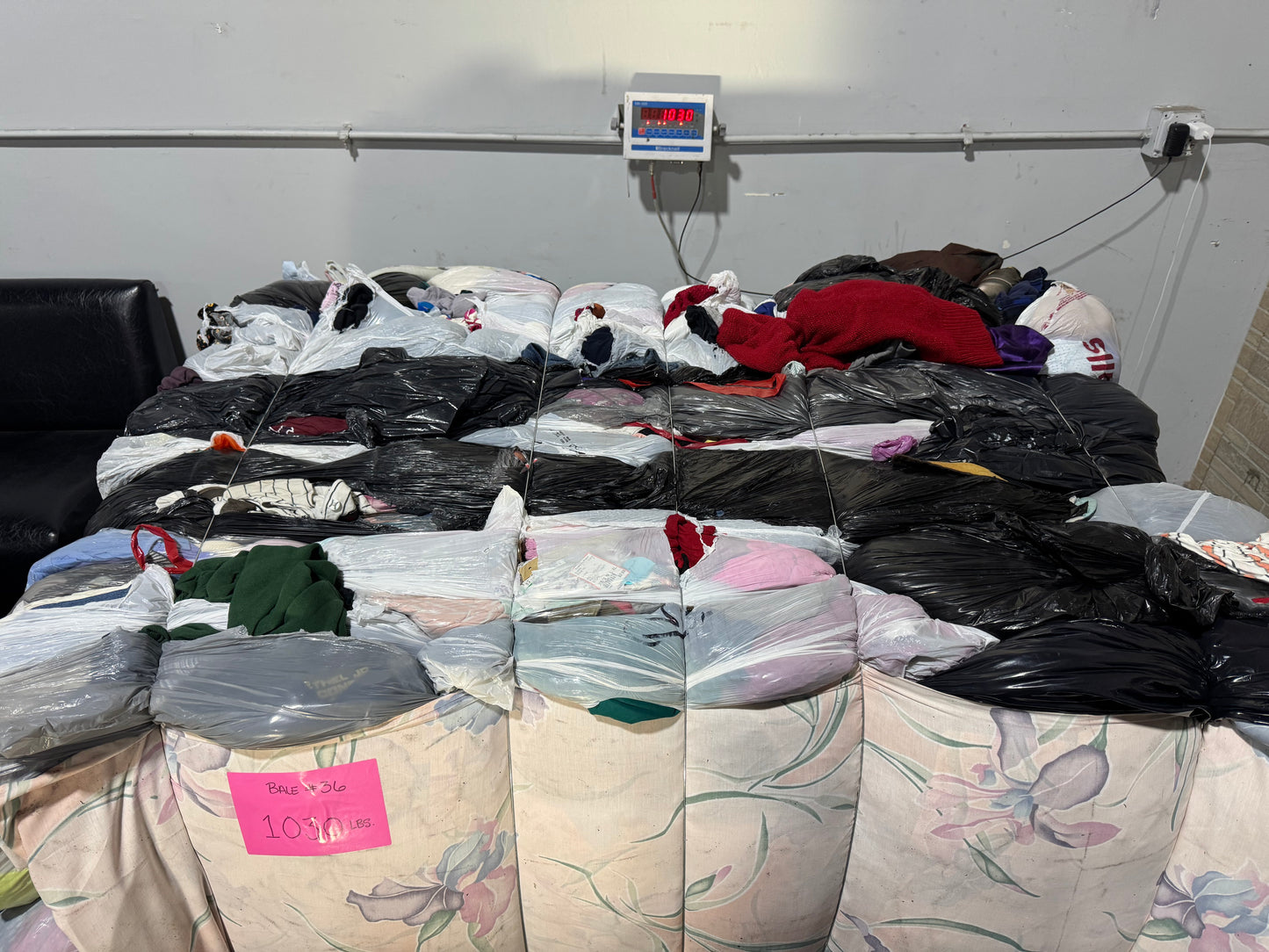 Credential Clothing Bale #36- 1030 lbs