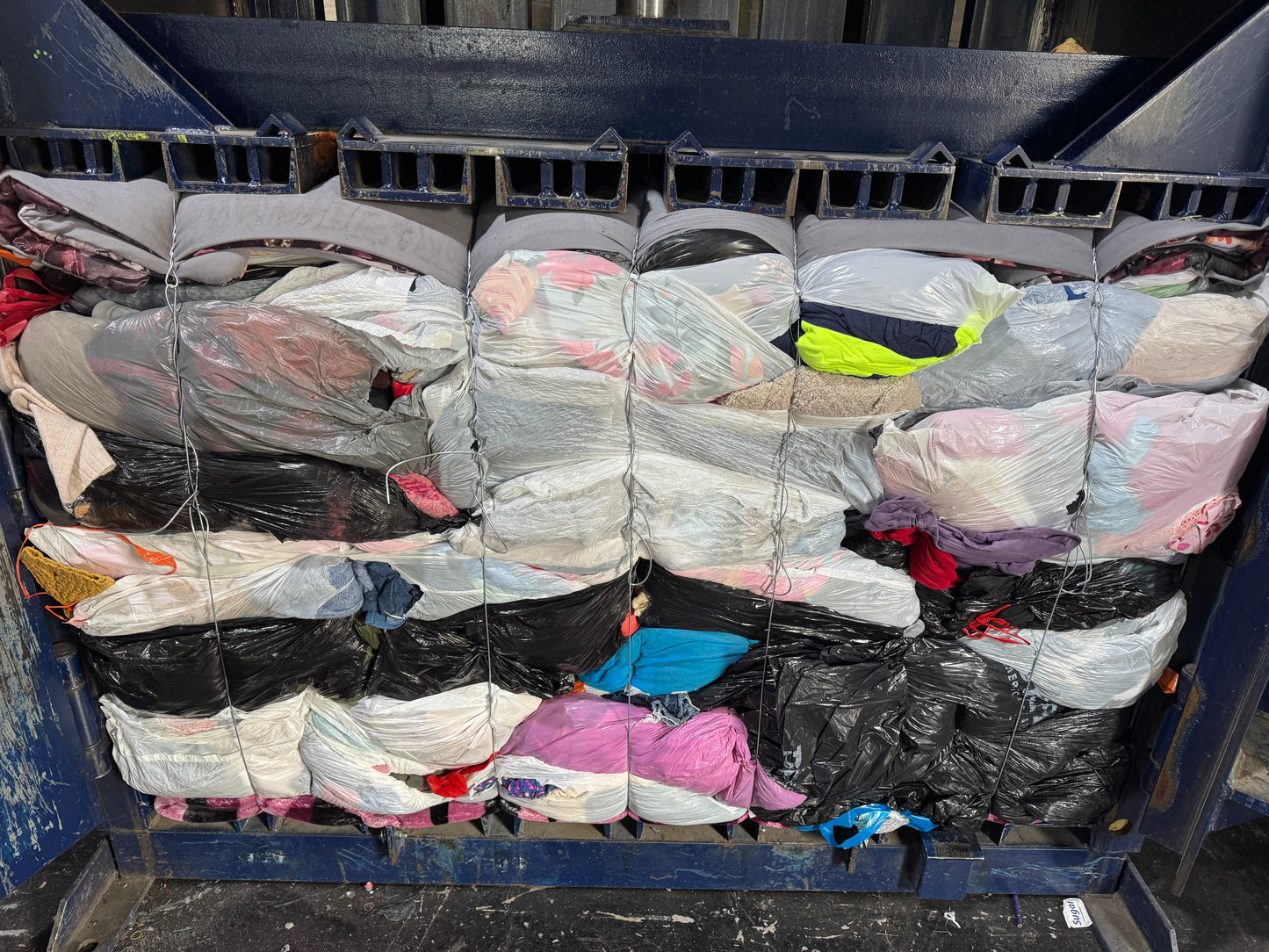 Credential Clothing Bale #28- 1016 lbs