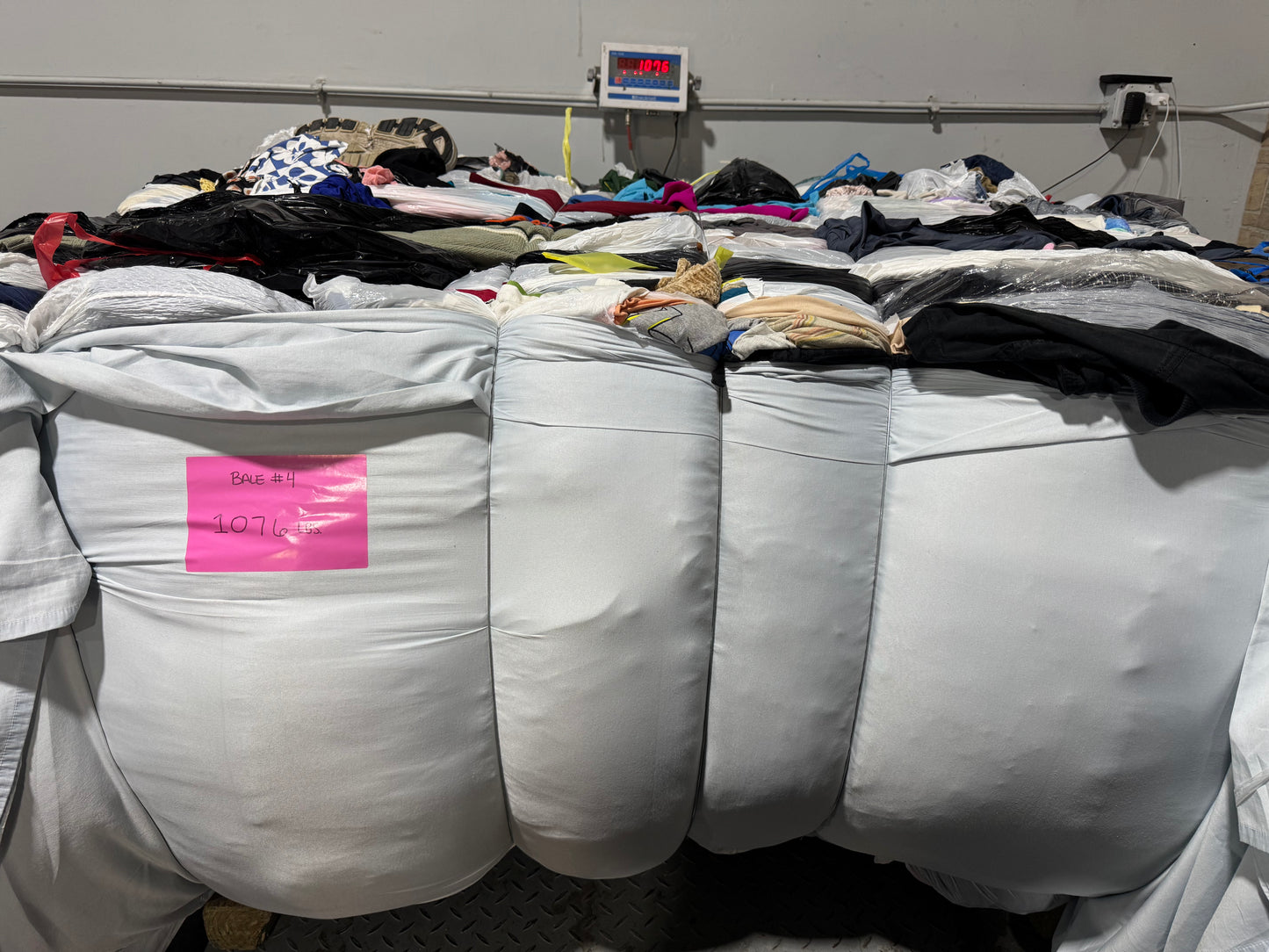 Credential Clothing Bale #4- 1076 lbs
