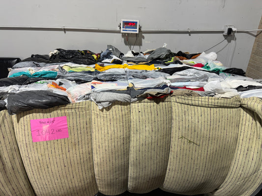 Credential Clothing Bale #25- 1042 lbs