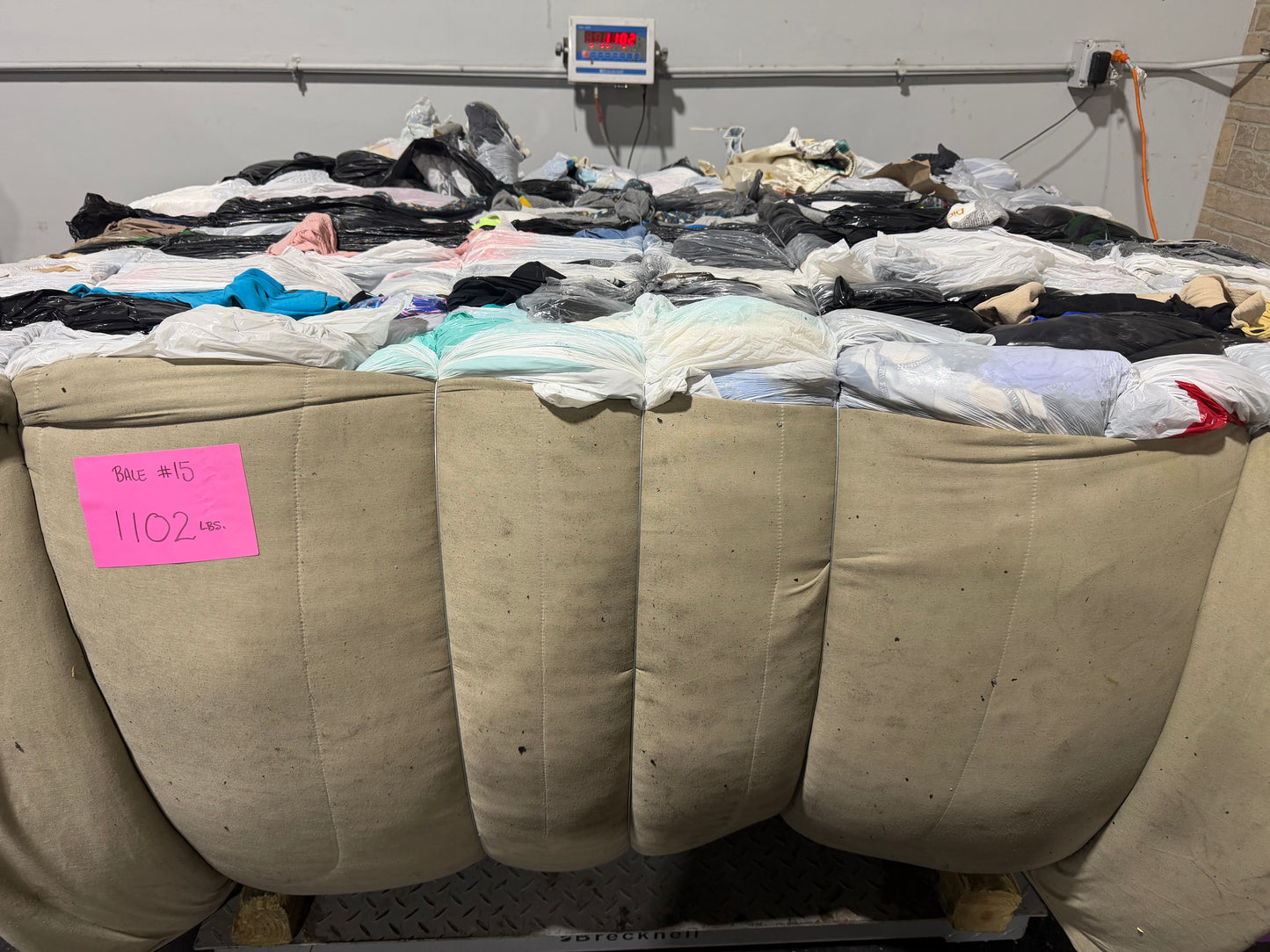 Credential Clothing Bale #15- 1102 lbs.