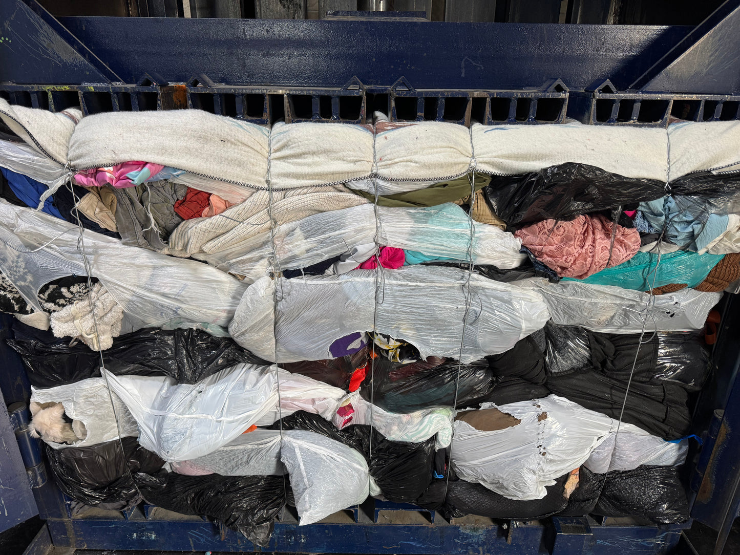 Credential Clothing Bale #5- 1060 lbs