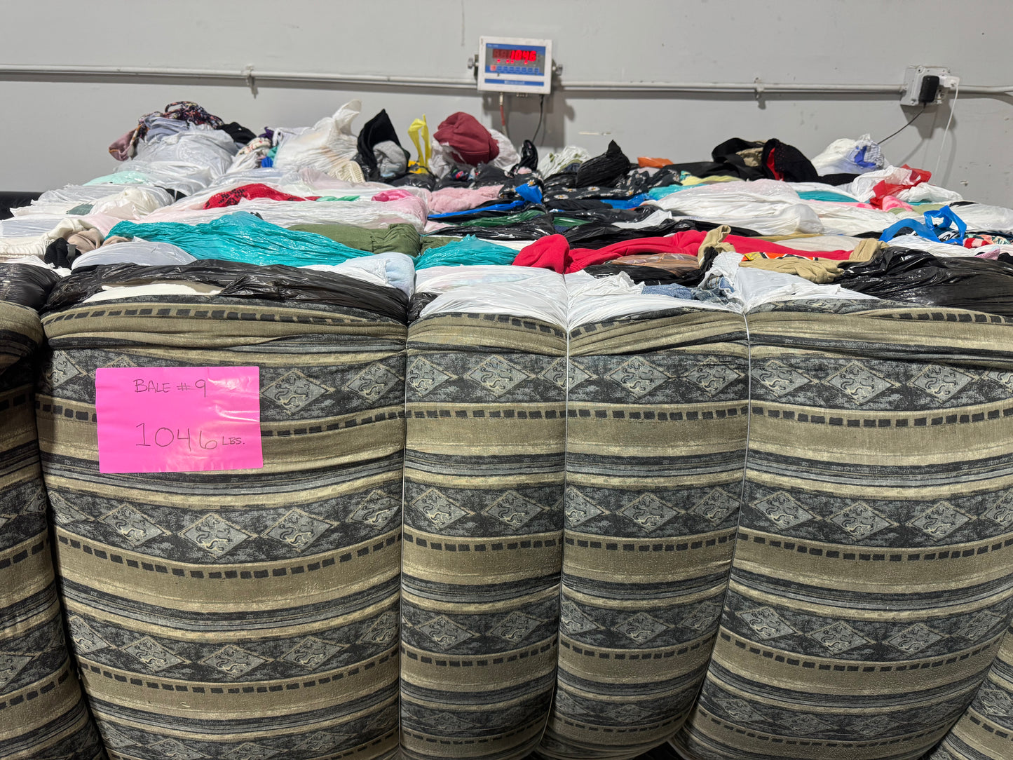 Credential Clothing Bale #9- 1046 lbs