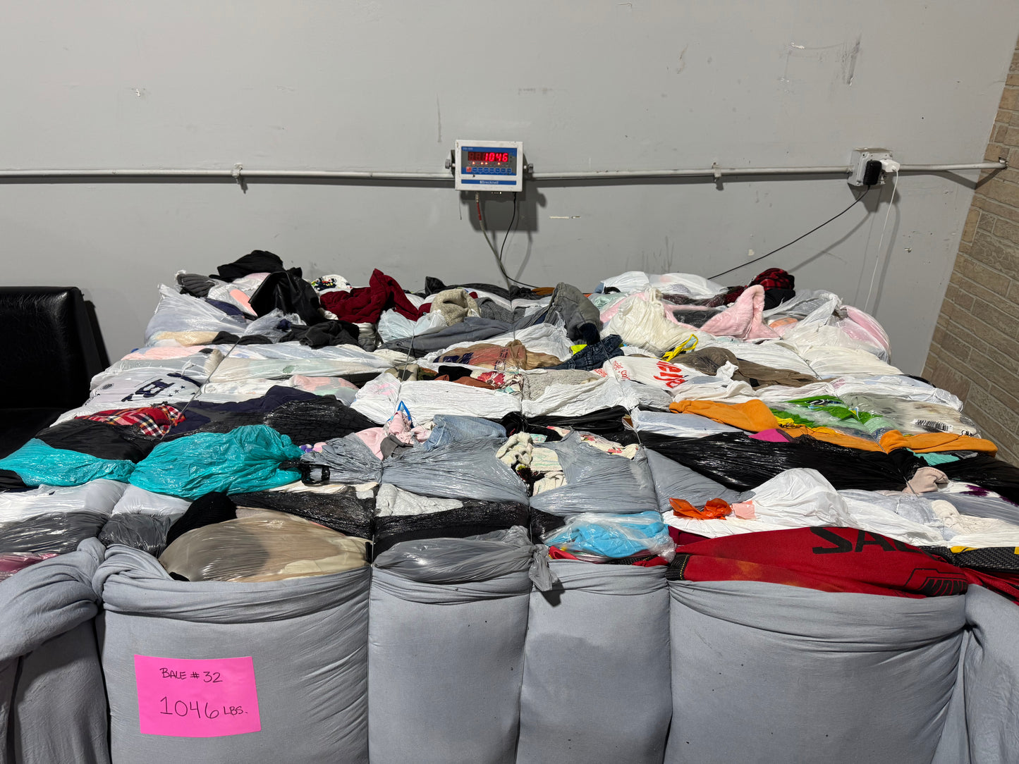 Credential Clothing Bale #32- 1046 lbs