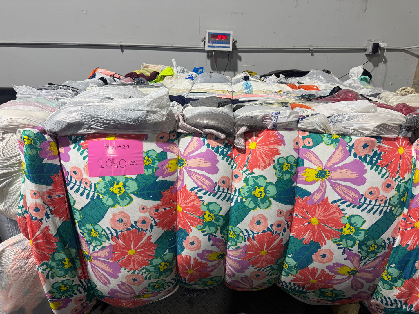 Credential Clothing Bale #29- 1040 lbs