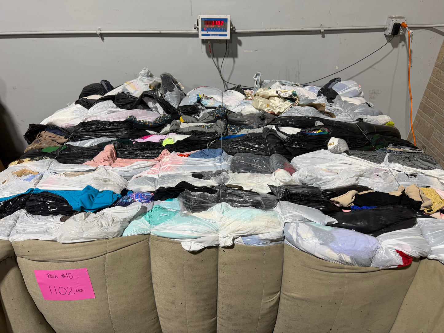 Credential Clothing Bale #15- 1102 lbs.