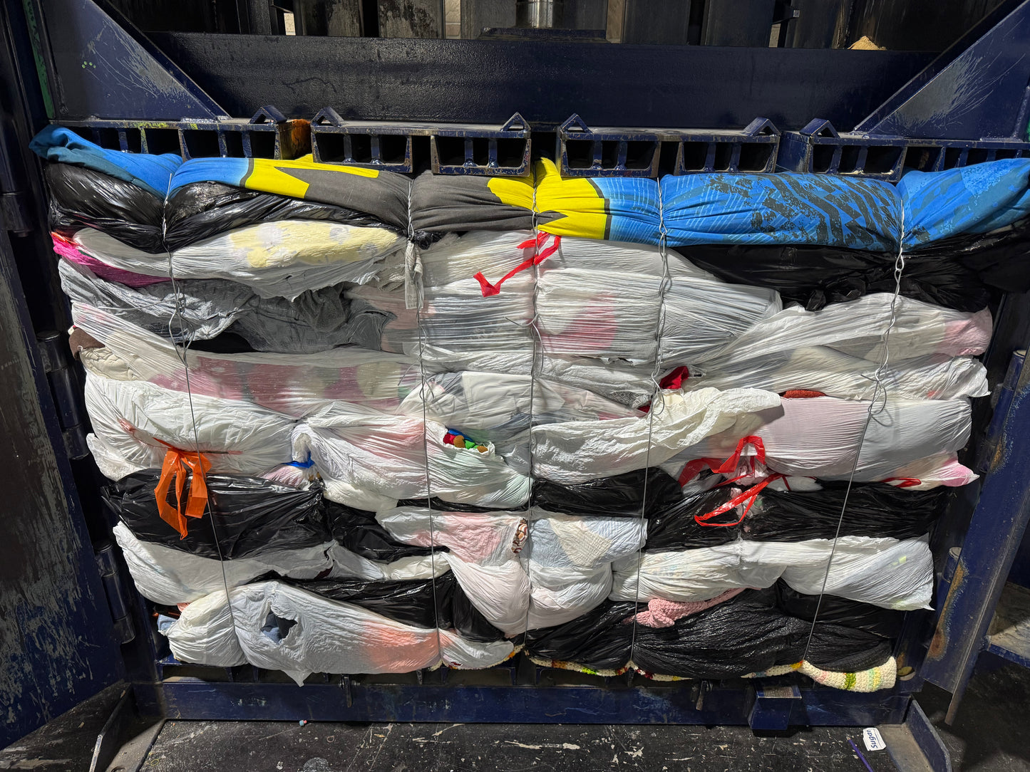 Credential Clothing Bale #26- 1110 lbs