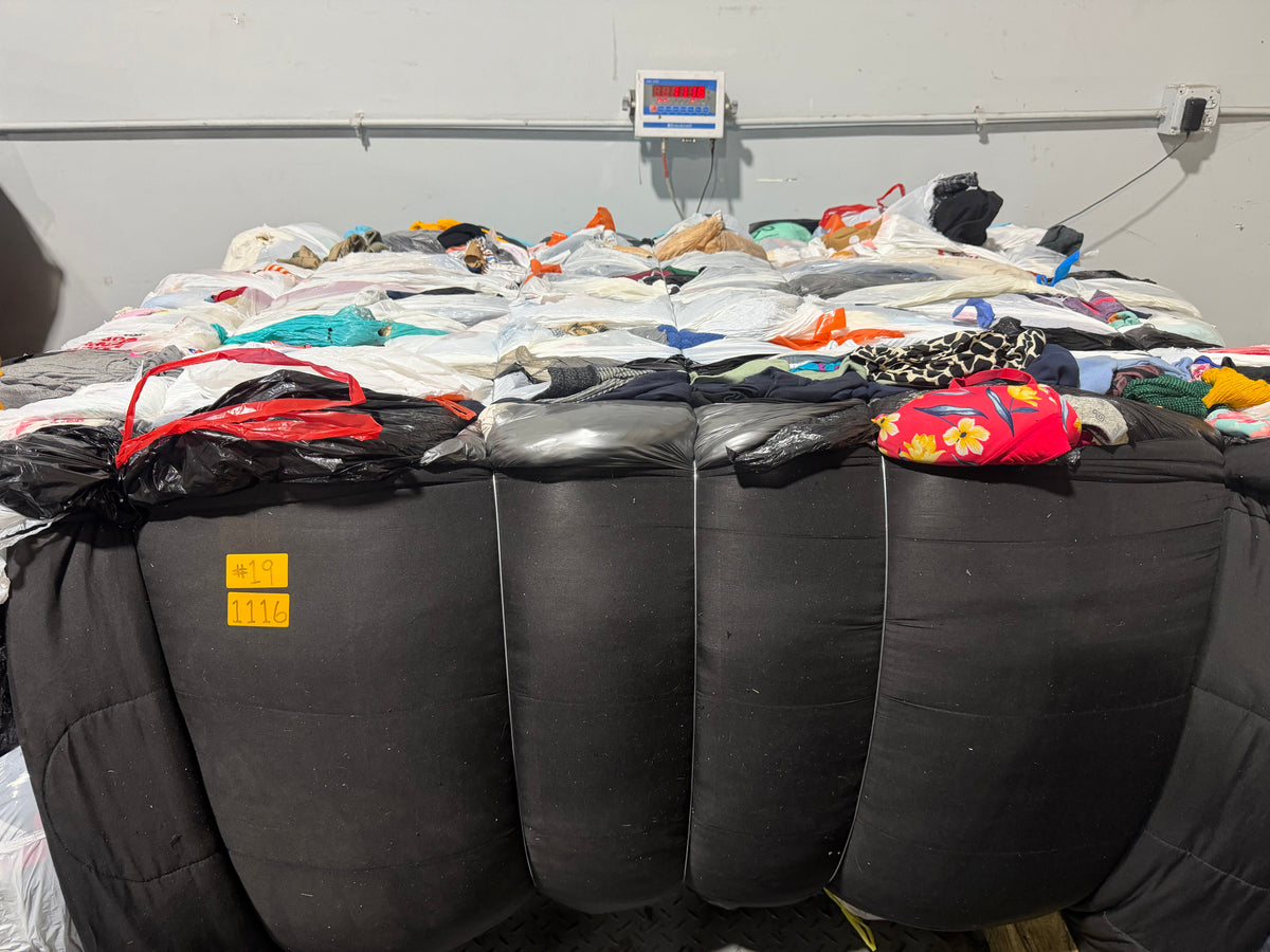 Credential Clothing Bale #19- 1116 lbs.