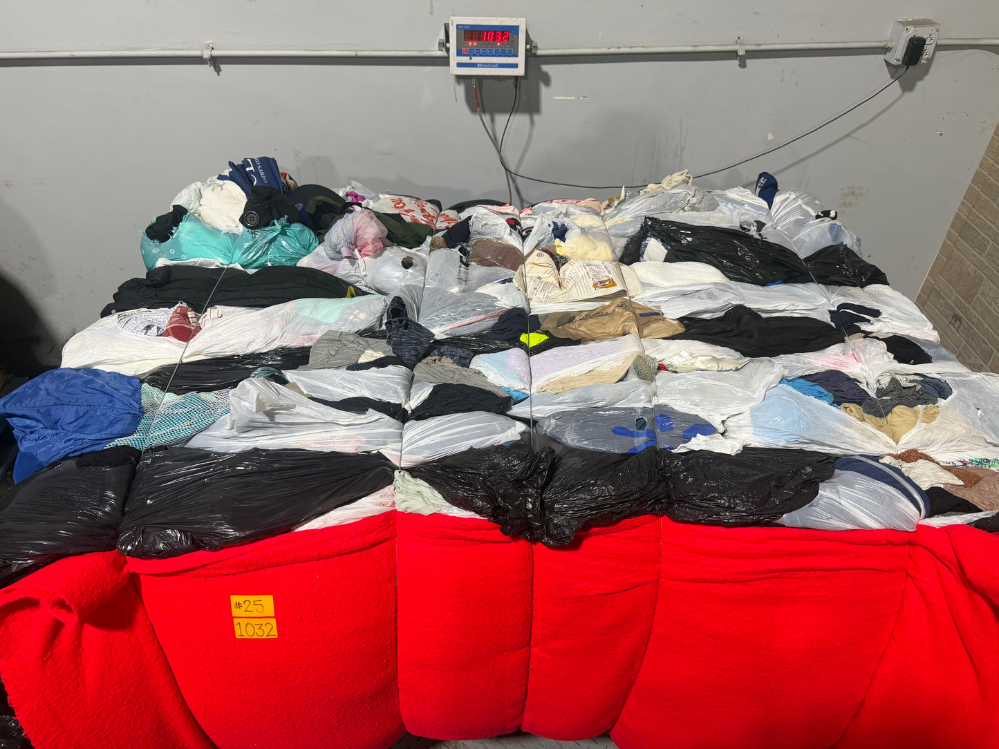 Credential Clothing Bale #25- 1032 lbs.