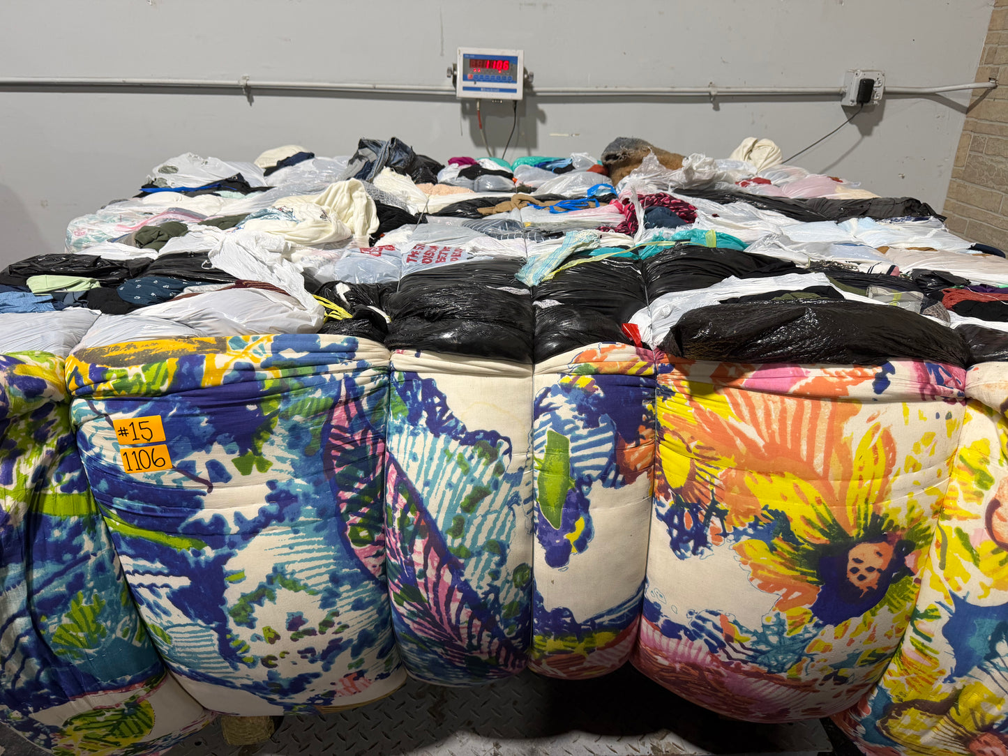 Credential Clothing Bale #15- 1106 lbs.