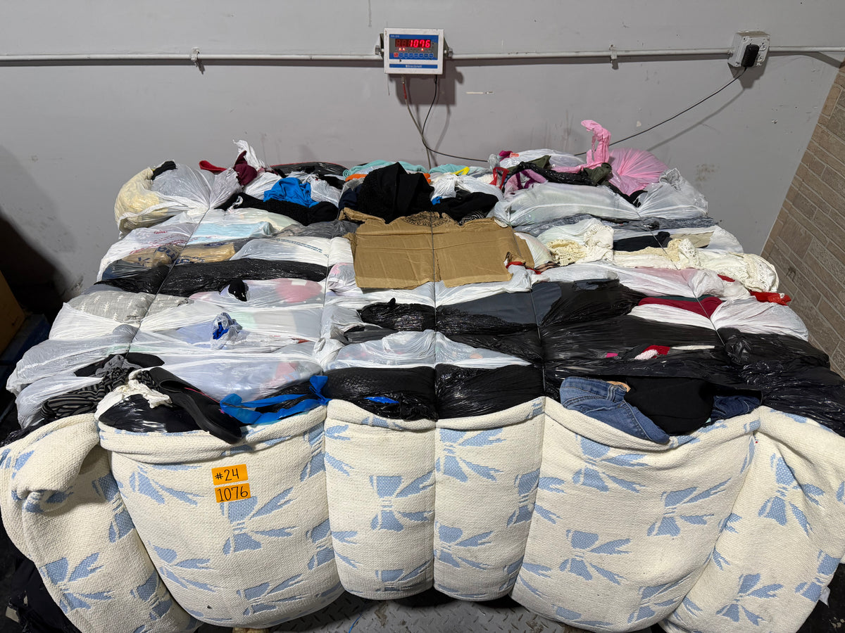 Credential Clothing Bale #24- 1076 lbs.