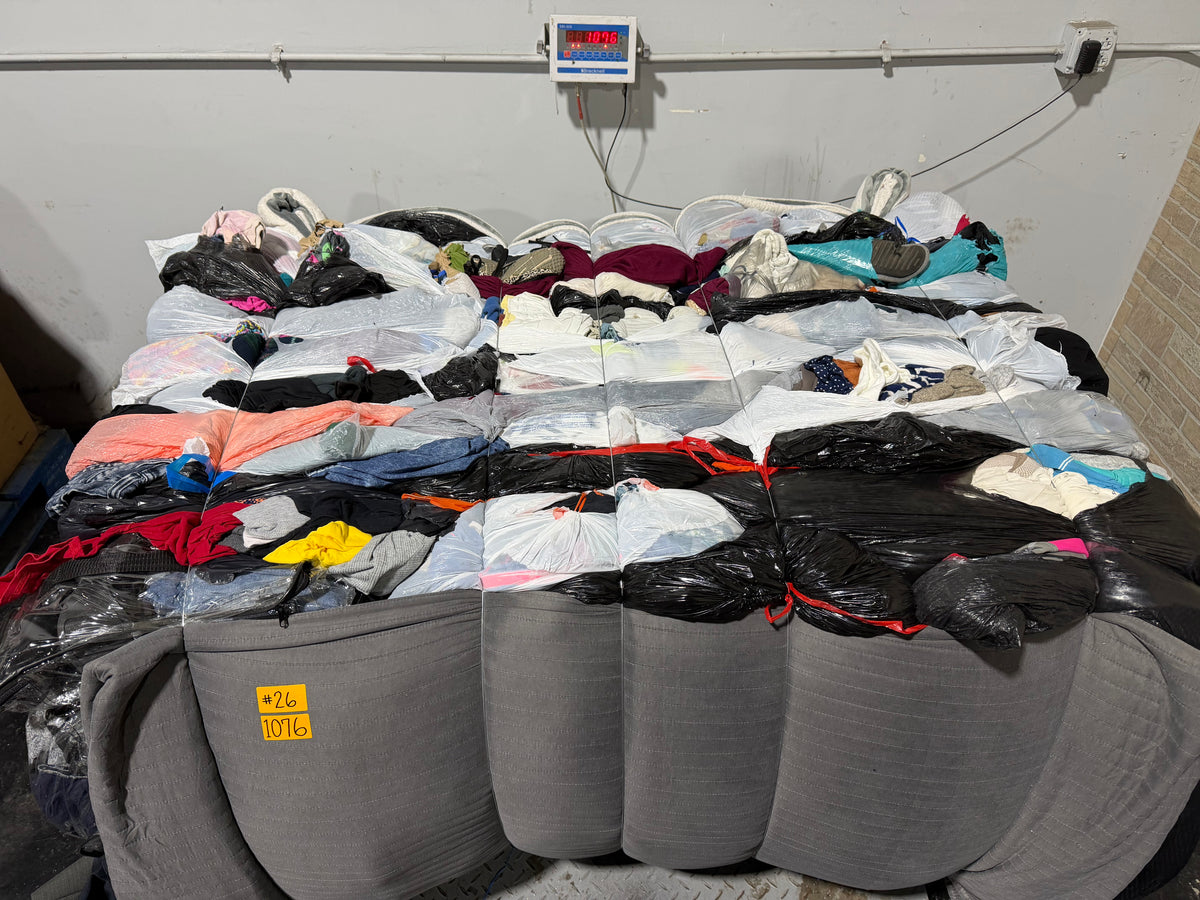 Credential Clothing Bale #26- 1076 lbs.
