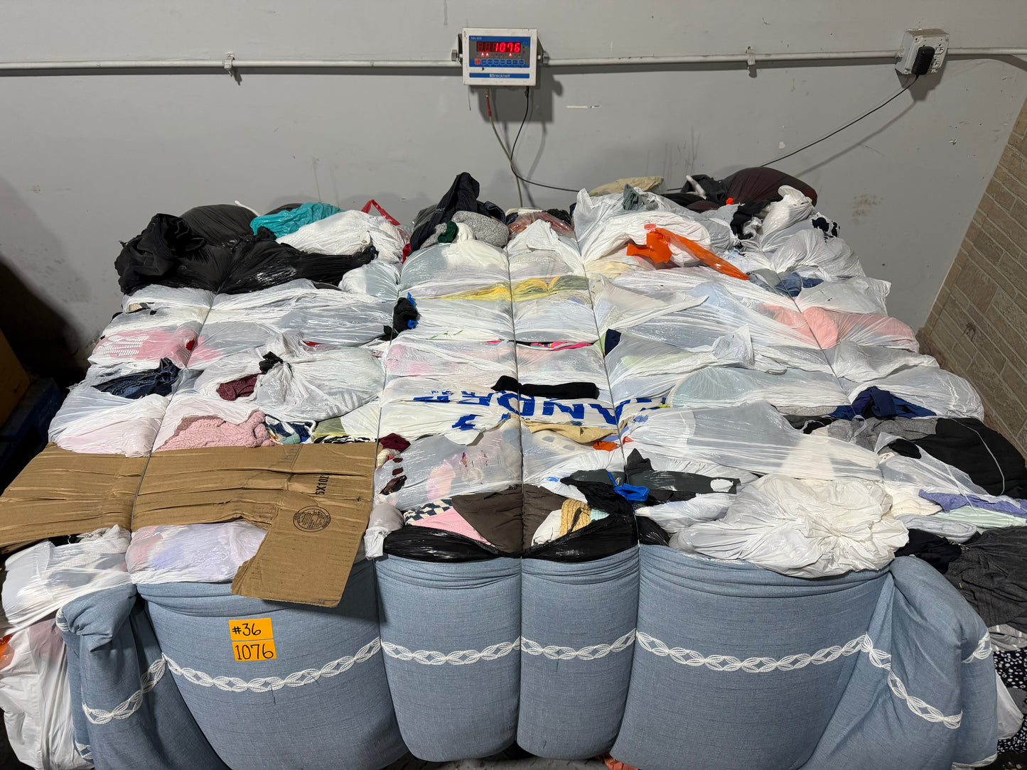 Credential Clothing Bale #36- 1076 lbs.