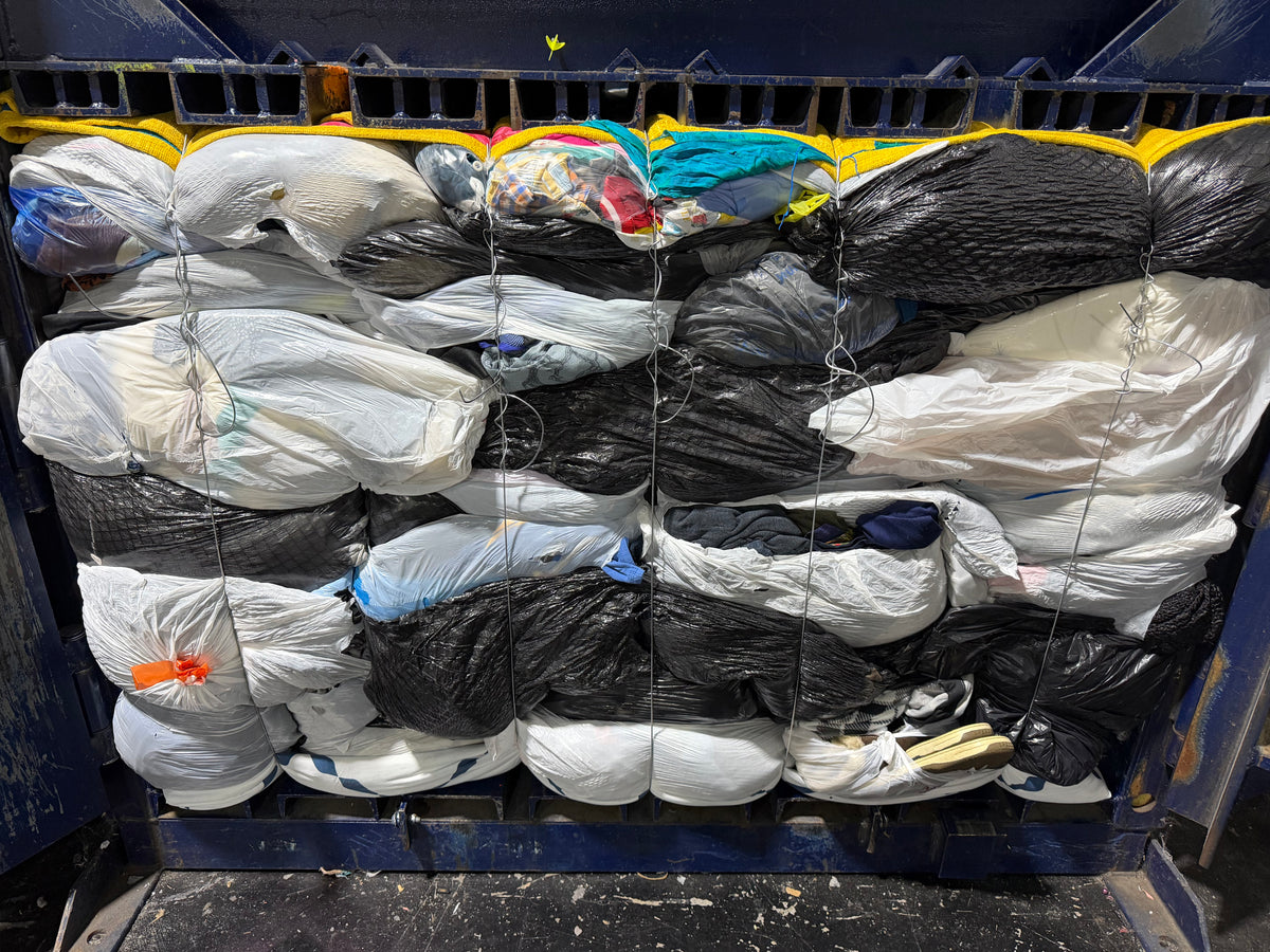 Credential Clothing Bale #37- 1082 lbs.