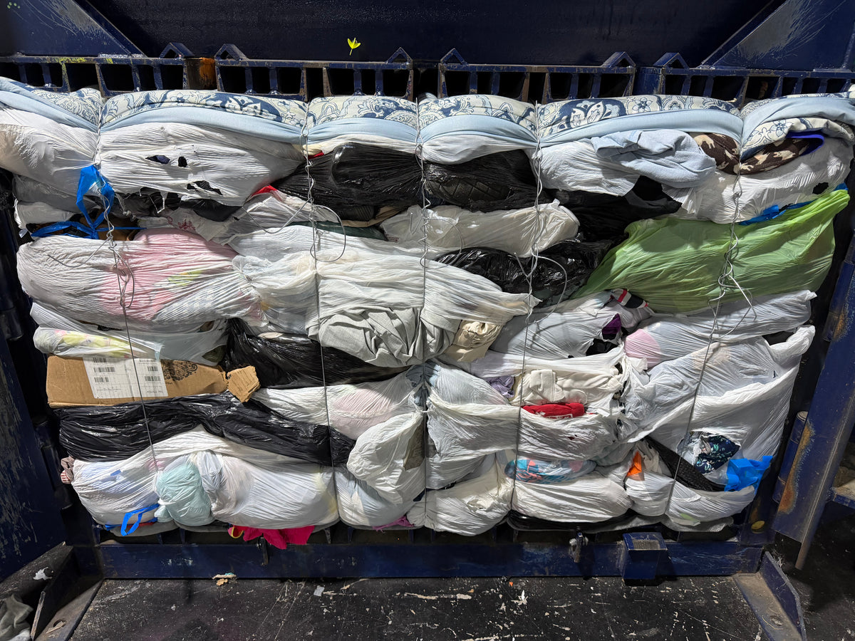 Credential Clothing Bale #19- 1040 lbs.